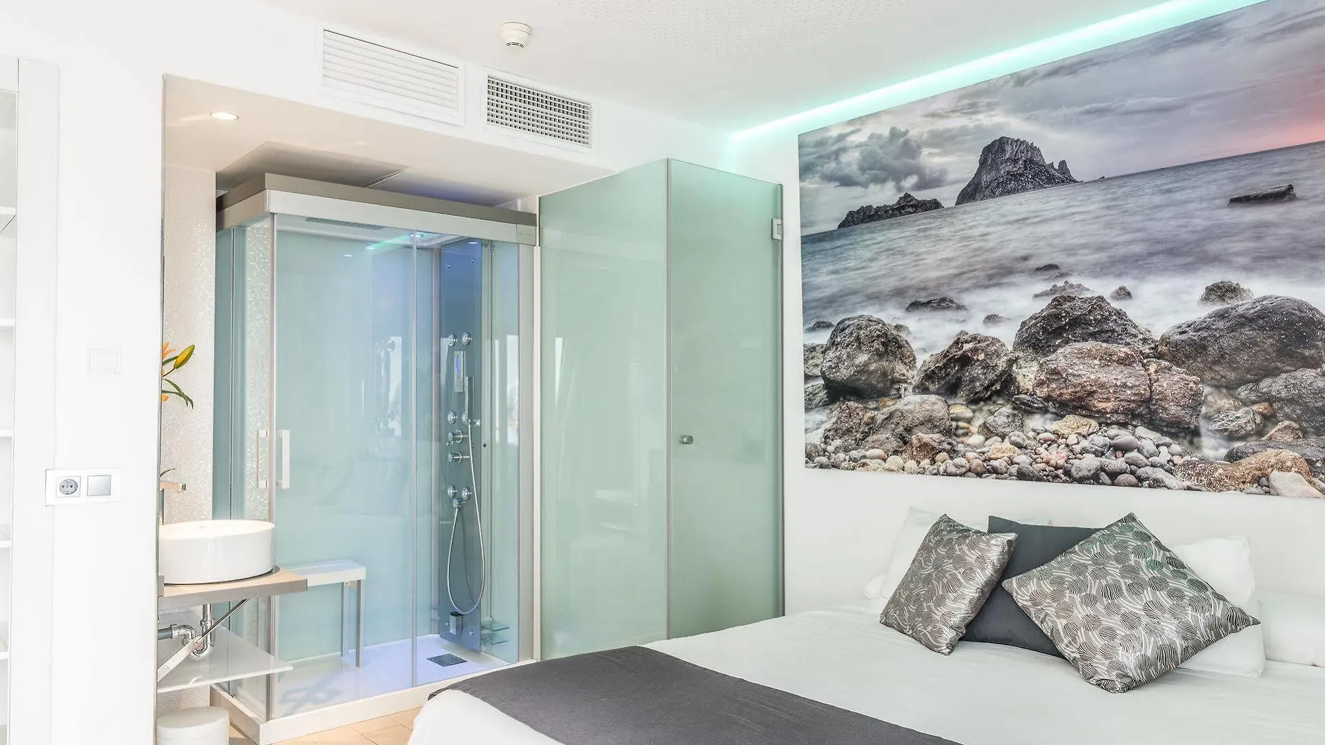 ***  Hotel Orosol By Typic Hotels Sant Antoni de Portmany Espagne