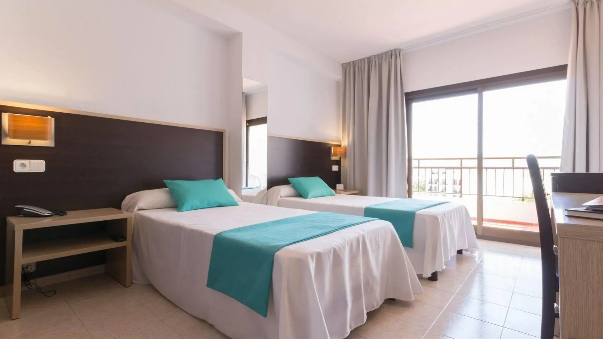 Hotel Orosol By Typic Hotels contacts